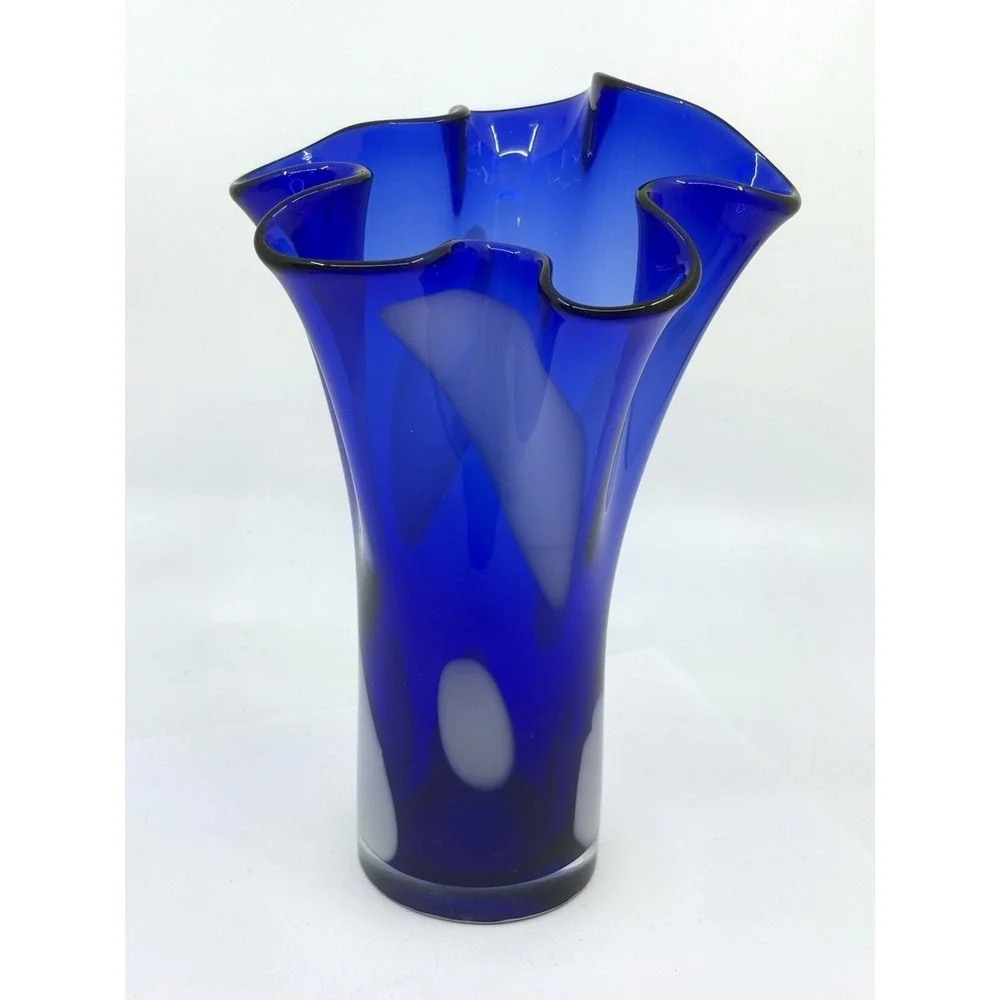 Art Glass Vase 9